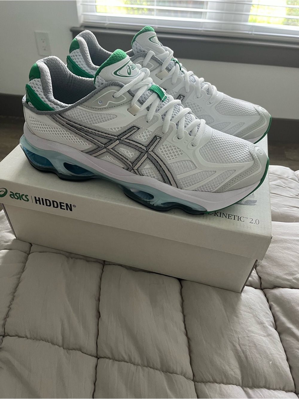 Hidden NY Asics Gel Kinetic 2.0 - Picture 4 of 4